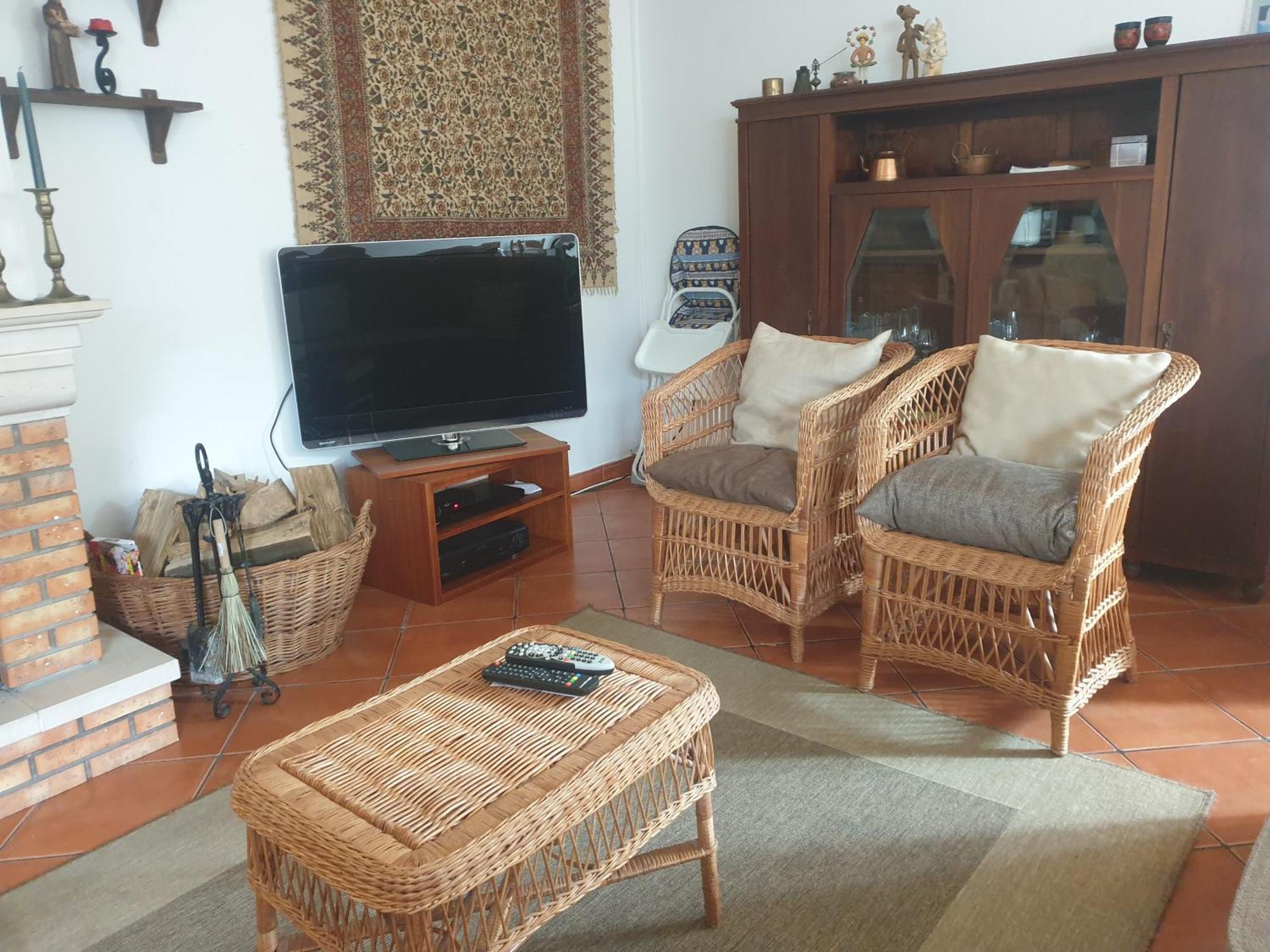 Casa Oliveiras - *